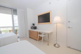Studio Luxury Ocean Views Apt in Hallandale Beach - Hallandale Beach - 3
