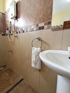 Pawenzi Ventures Serviced Apartments - 2