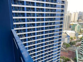 Family Oasis Makati 2 bedroom 1 kiddo room 300 mbps Fast Net - Manila - 3