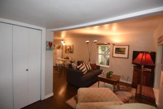 Romantic Cottage - Dallas - 7