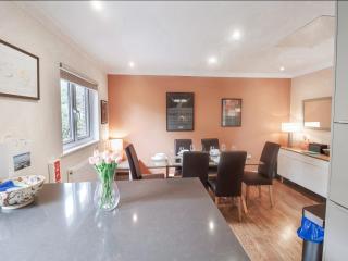7 Coram Court - Lyme Regis - 1