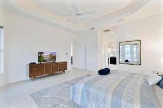 Waterfront Bliss Retreat Sailboat Access and Heated Pool - Cape Coral - 4