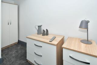 Townhouse @ Eastwood Place Stoke - Etruria - 8