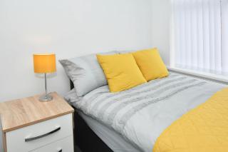 Townhouse @ Eastwood Place Stoke - Etruria - 2