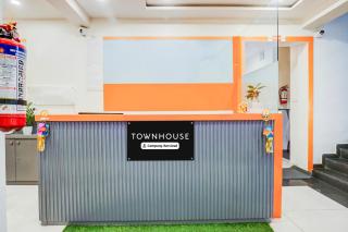 Super Townhouse Hadapsar formerly Savali Inn - 7