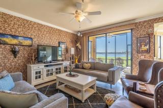 Live in Paradise with Golf Tennis Gym Pools and More - Bonita Springs - 0