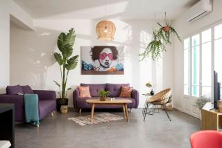 Trendy 3bdr Apartment in Mar Mikhael - Beirut - 9