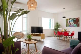 Trendy 3bdr Apartment in Mar Mikhael - Beirut - 7