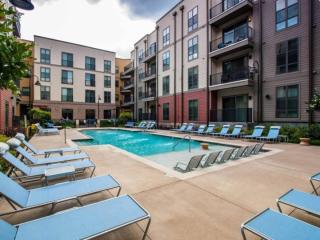 Chic Urban Living, Studio with Pool Access 09 - Birmingham - 7