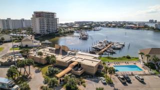 Sandpiper Cove Villa 9 3 bedroom 3 Bath Sleeps 10 - Destin - 2