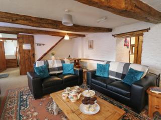 Y Beudy - Llanybydder - 7
