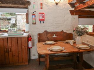 Ty Tarw - Llanybydder - 3