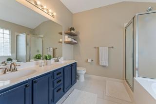 Spacious 4BR Retreat - Pflugerville - 2