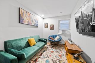 The Rainforest Retreat Sleeps 25 20m to NYC FREE Parking - Bayonne - 9
