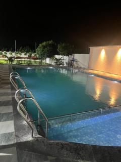 luxurious farmhouse VILLA GRAND - Venkatāpur - 1