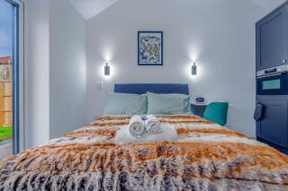 Stag Residence: Modern Serviced Accomodation - Bristol - 8