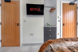 Stag Residence: Modern Serviced Accomodation - Bristol - 6