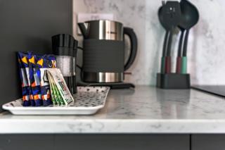 Stag Residence: Modern Serviced Accomodation - Bristol - 5