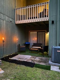 Modern 2 Bedroom Townhome Minutes from the Beach!! - Fort Walton Beach - 8