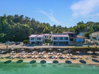 Elpiniki Luxury Apartments - Nea Potidaea - 2