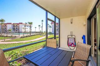 Spacious 2nd Floor Condo Steps From The Beach On Sanibel Island 2C1 - Sanibel - 5