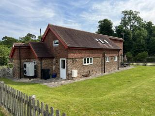 Walled garden cottage - Hassocks - 9