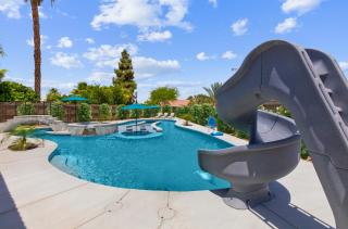 LAZY RIVER POOL , Water slide, Kids outdoor play area, Arcade games - Coachella - 3