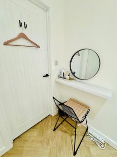 Shoreham Beach Cabana - Cozy ensuite Cabana with private entrance on beautiful Shoreham Beach - Close to Brighton City Airport and Panattoni Park - Shoreham-by-Sea - 4