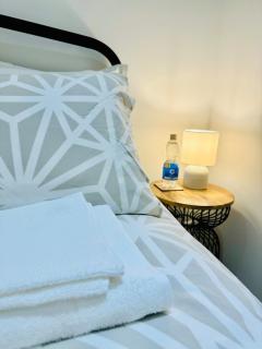 Shoreham Beach Cabana - Cozy ensuite Cabana with private entrance on beautiful Shoreham Beach - Close to Brighton City Airport and Panattoni Park - Shoreham-by-Sea - 7