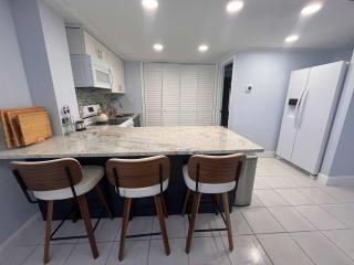 Beachside One Bedroom - St Pete Beach - 1