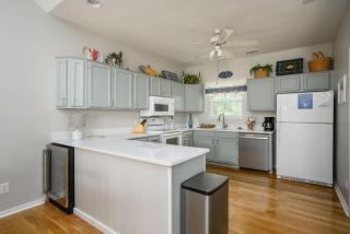 Trudy's Treasure - Tybee Island - 1