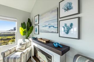 Beachfront Retreat HotTub Swings Picture Perfect - Blue Searenity - 9