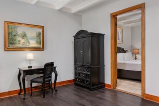 Chateau Hotel - New Orleans - 3