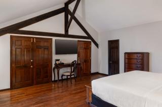 Chateau Hotel - New Orleans - 1