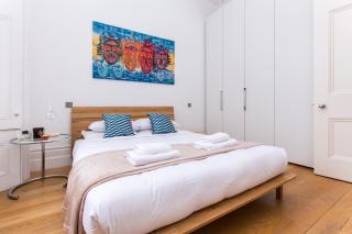 Unique Bright Apartment with Private Balcony - Londra - 7