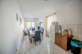 Apartment Sunshine 80 m from Beach - Pješčana Uvala - 8