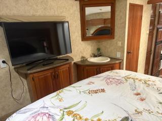 Outpost RV Accomodation Fiordland - Te Anau - 6