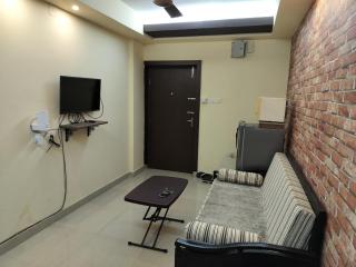 Palm breeze homestay One BHK apt with Balcony near beach - Puri - 2