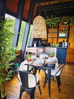 Stunning lakefront retreat, breathtaking views - Guatapé - 3