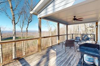 Mountain Top Retreat - 3