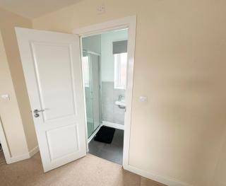 Luxurious Home Away From Home - Nuneaton - 9