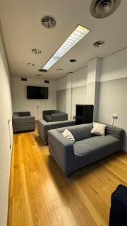 Hostel Puerta del Ángel - Madrid - 1