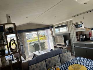 Razorbill View - Reighton - 7