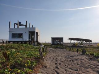 Beach House Playa el Jiote - Las Lisas - 5
