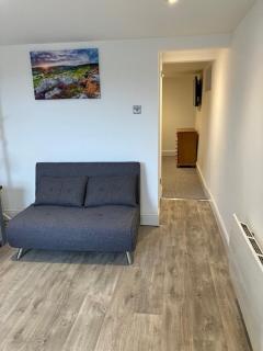 The Hideaway - Whittington - 9
