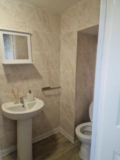 En-Suite Double Room in Haughton Green Denton M34 - 4