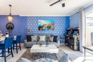 Star Wars & Harry Potter Villa with Pool & Hot Tub - 4