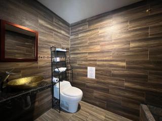 Holiday House - 3 Bedroom 3 Bathroom - Baños - 6