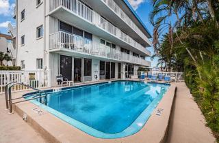 Charming and Spacious Studio - Clearwater Beach - 0