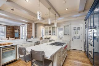 Luxury at Miles High, with 2 Free Ski Passes - 6